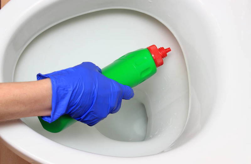 cách sử dụng nước xả bồn cầu